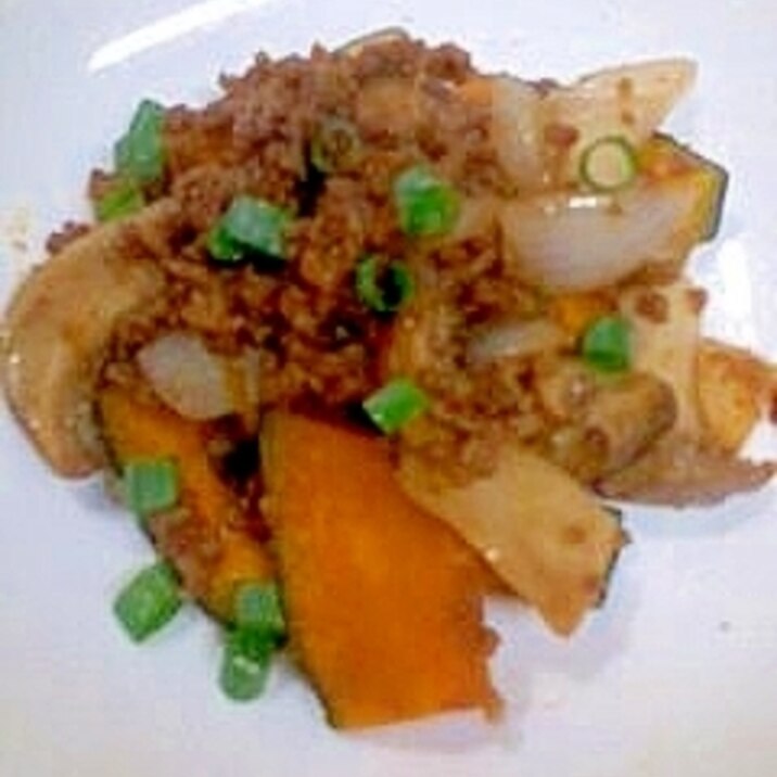 かぼちゃとエリンギの甘辛ミンチ炒め